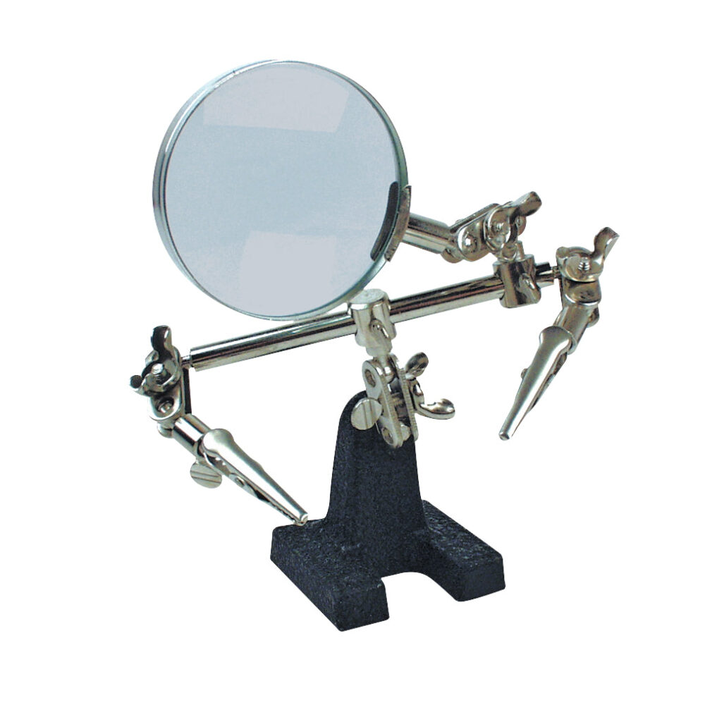 جهة ثالثة مع عدسة مكبرة