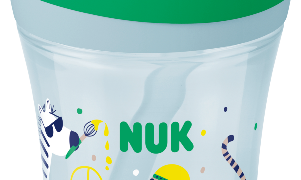 NUK كوب عمل من القش إيفولوشن أخضر، 230 مل، 1 قطعة
