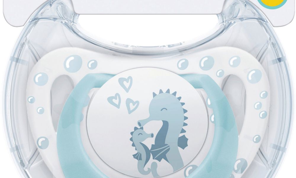 لهاية سيليكون من NUK First Choice، لون أزرق/كريمي، من 0 إلى 6 أشهر، قطعة واحدة.